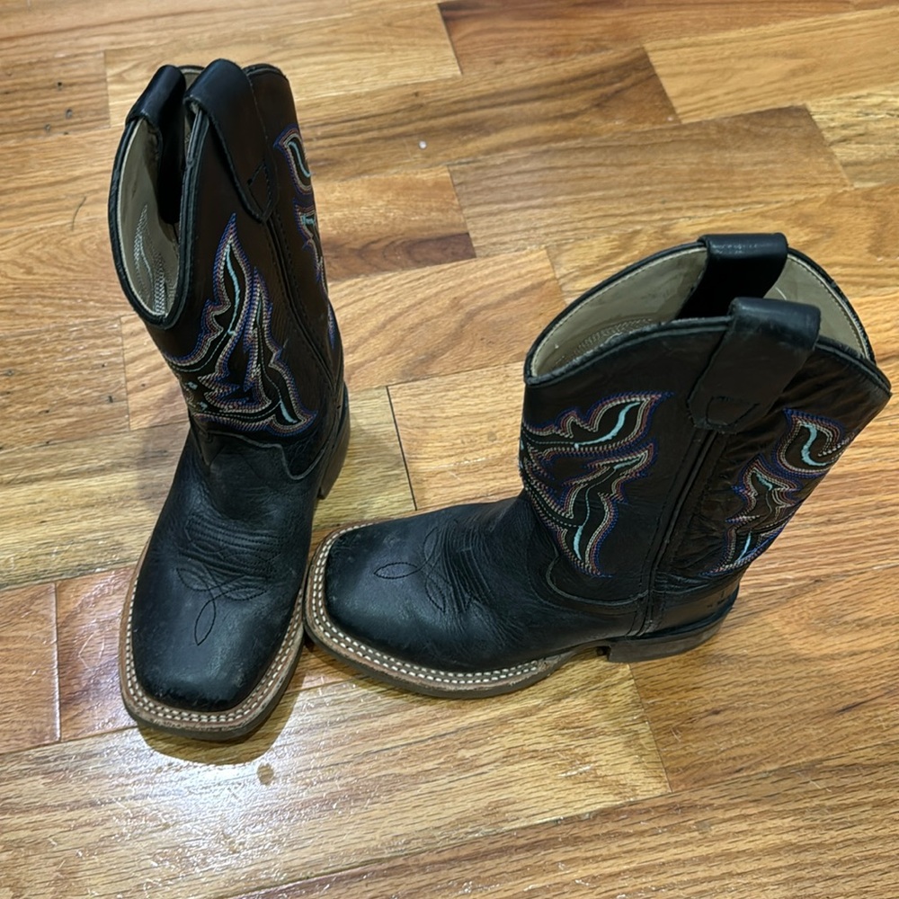 Kids Black Western Pull-On Boots with Multicolor Stitching